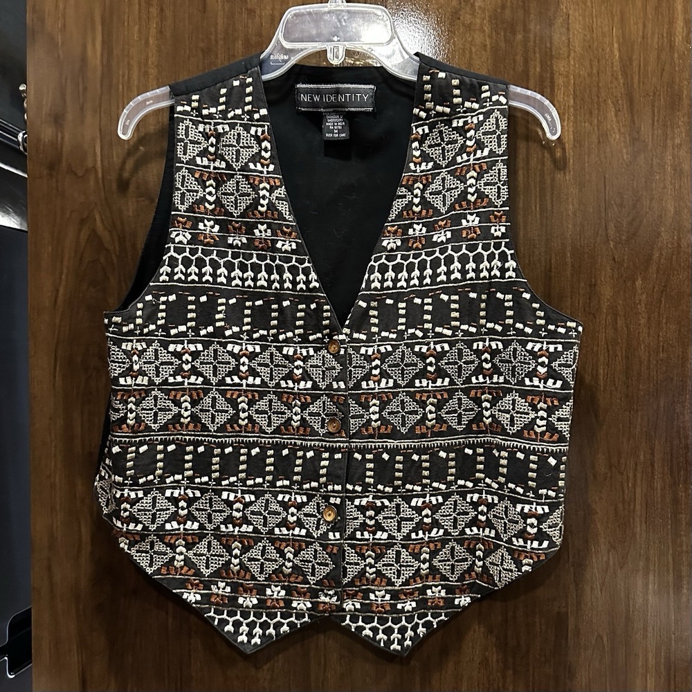 Vintage New Identity Embroidered Vest Size M Gypsy Boho Tapestry Black Tan Brown
